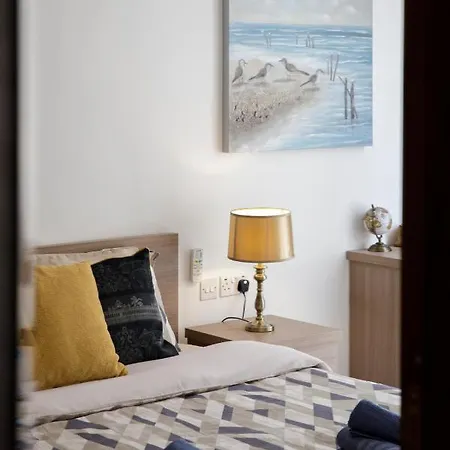Apartment Modern, Cosy 1bd - Close To Valletta Hamrun