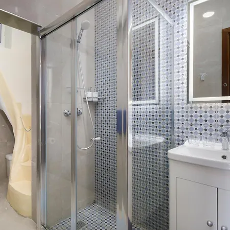 Apartment Modern, Cosy 1bd - Close To Valletta *